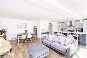 Photo 28- click for photo gallery